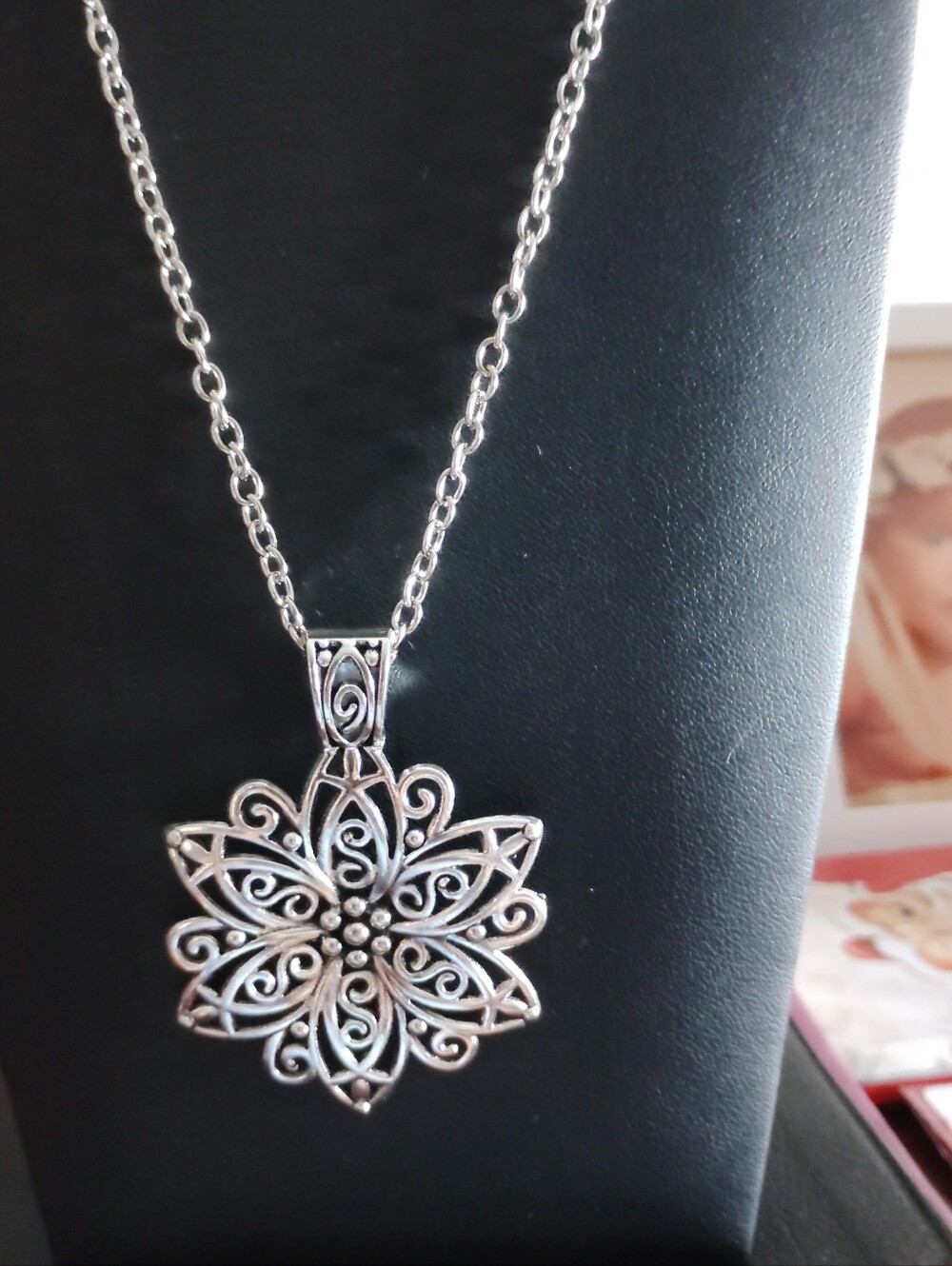 Silver Filigree Floral Pendant Necklace - Women Jewelry